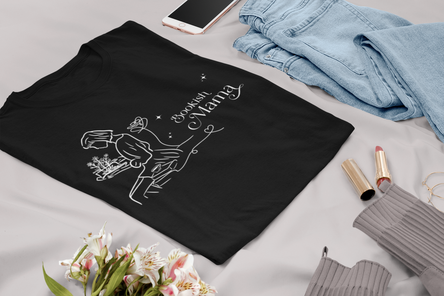 Reading Bookish Mama Tee